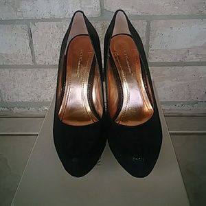 BCBGeneration-PARADE BLACK/SANDELWOOD SNAKE SIZE 8